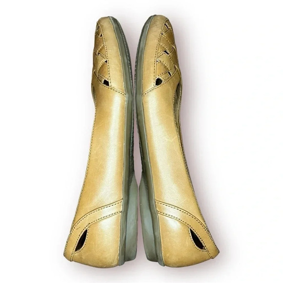 CLARKS WOMEN'S GRACELIN MAZE LOAFER FLAT LEATHER TAN‎ CUSHION SIZE 9.5 - Picture 7 of 11